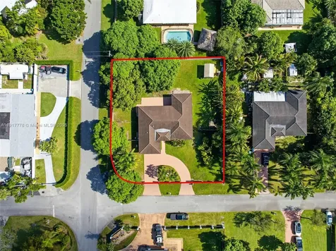19601 SW 128th Court Miami FL 33177