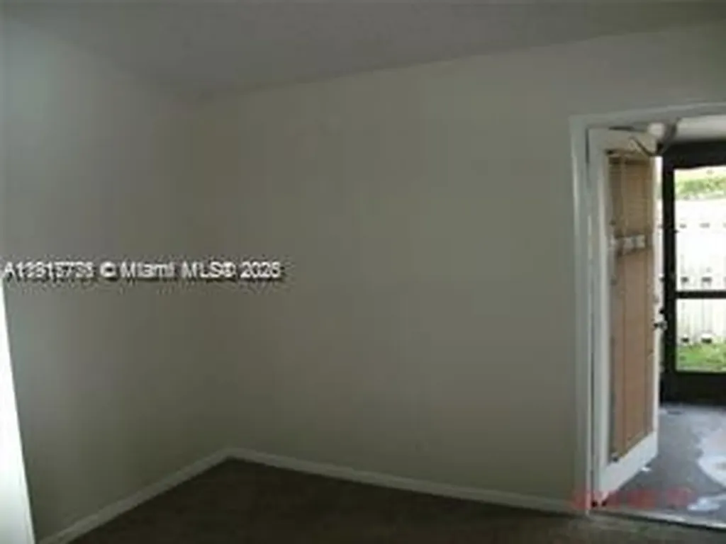 1338 White Pine Drive Wellington FL 33414