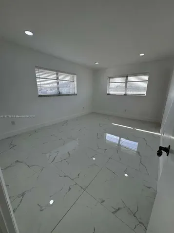 15201 NE 6th Avenue Miami FL 33162