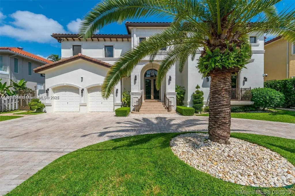 16433 NE 31st Avenue North Miami Beach FL 33160
