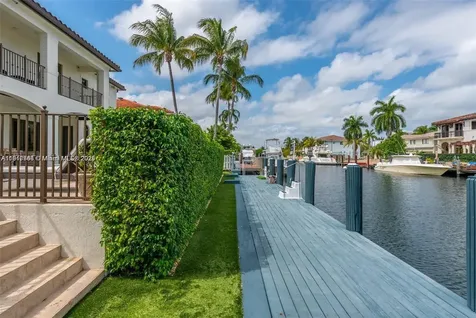 16433 NE 31st Avenue North Miami Beach FL 33160
