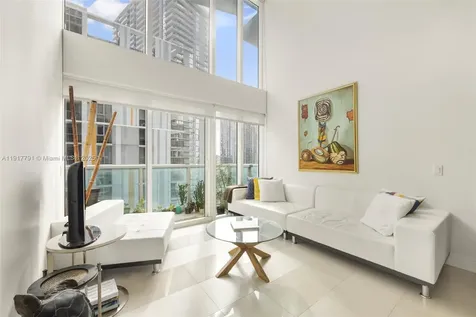 41 SE 5th Street Miami FL 33131