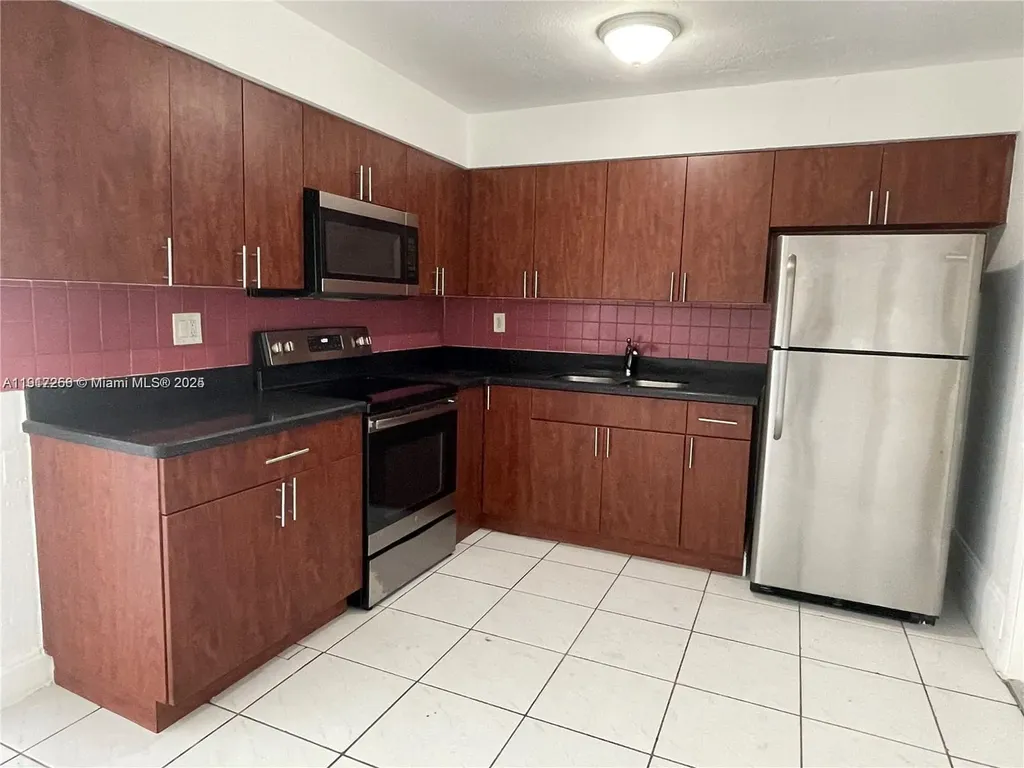 1472 NE 25th Court Pompano Beach FL 33064