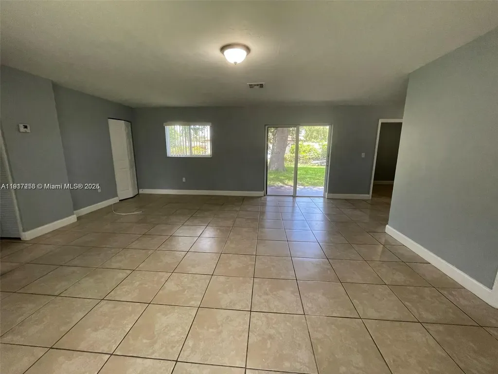 1472 NE 25th Court Pompano Beach FL 33064