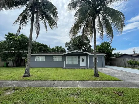 1472 NE 25th Court Pompano Beach FL 33064