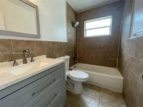 1472 NE 25th Court Pompano Beach FL 33064