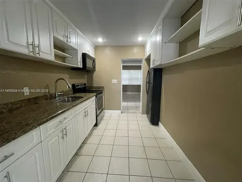 1472 NE 25th Court Pompano Beach FL 33064
