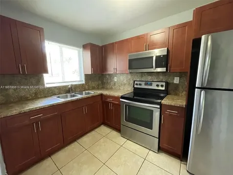 1472 NE 25th Court Pompano Beach FL 33064