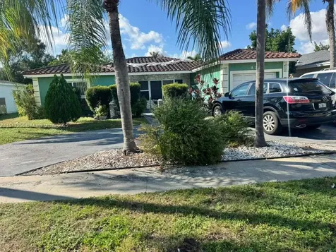 820 SW 49th Terrace Margate FL 33068