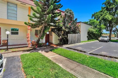 2701 N 34th Avenue Hollywood FL 33021