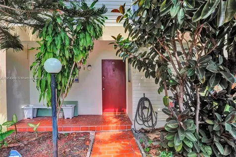 2701 N 34th Avenue Hollywood FL 33021