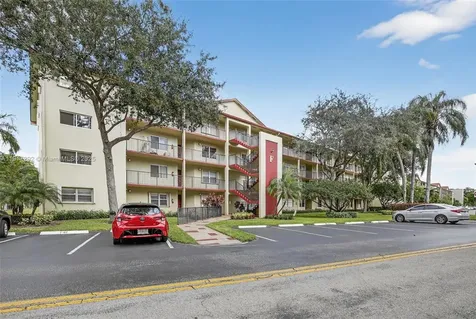 701 SW 128th Avenue Pembroke Pines FL 33027