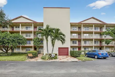 701 SW 128th Avenue Pembroke Pines FL 33027