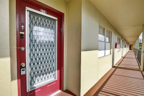 701 SW 128th Avenue Pembroke Pines FL 33027