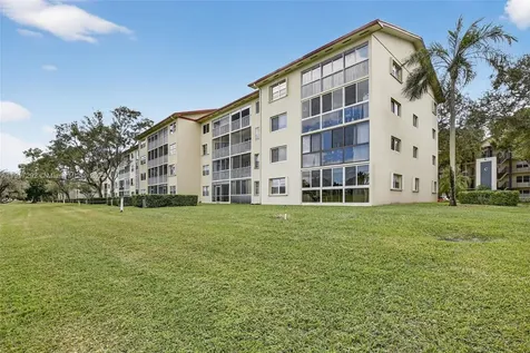 701 SW 128th Avenue Pembroke Pines FL 33027