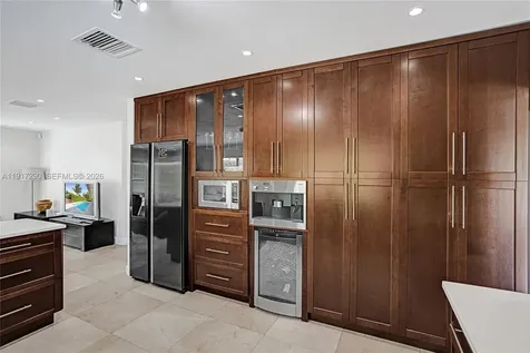 3443 NE 166th Street North Miami Beach FL 33160