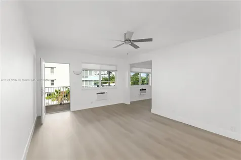 158 Ocean Drive Miami Beach FL 33139