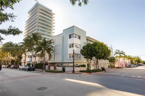 158 Ocean Drive Miami Beach FL 33139