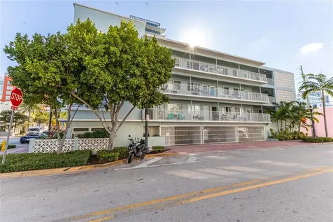 158 Ocean Drive Miami Beach FL 33139