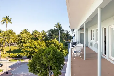 158 Ocean Drive Miami Beach FL 33139
