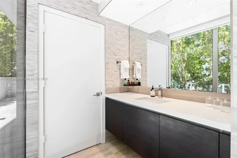 1 Collins Avenue Miami Beach FL 33139