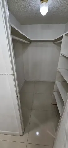 18021 Biscayne Boulevard Aventura FL 33160
