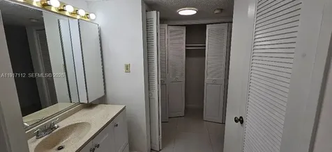 18021 Biscayne Boulevard Aventura FL 33160