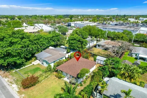 9085 SW 157th Street Palmetto Bay FL 33157