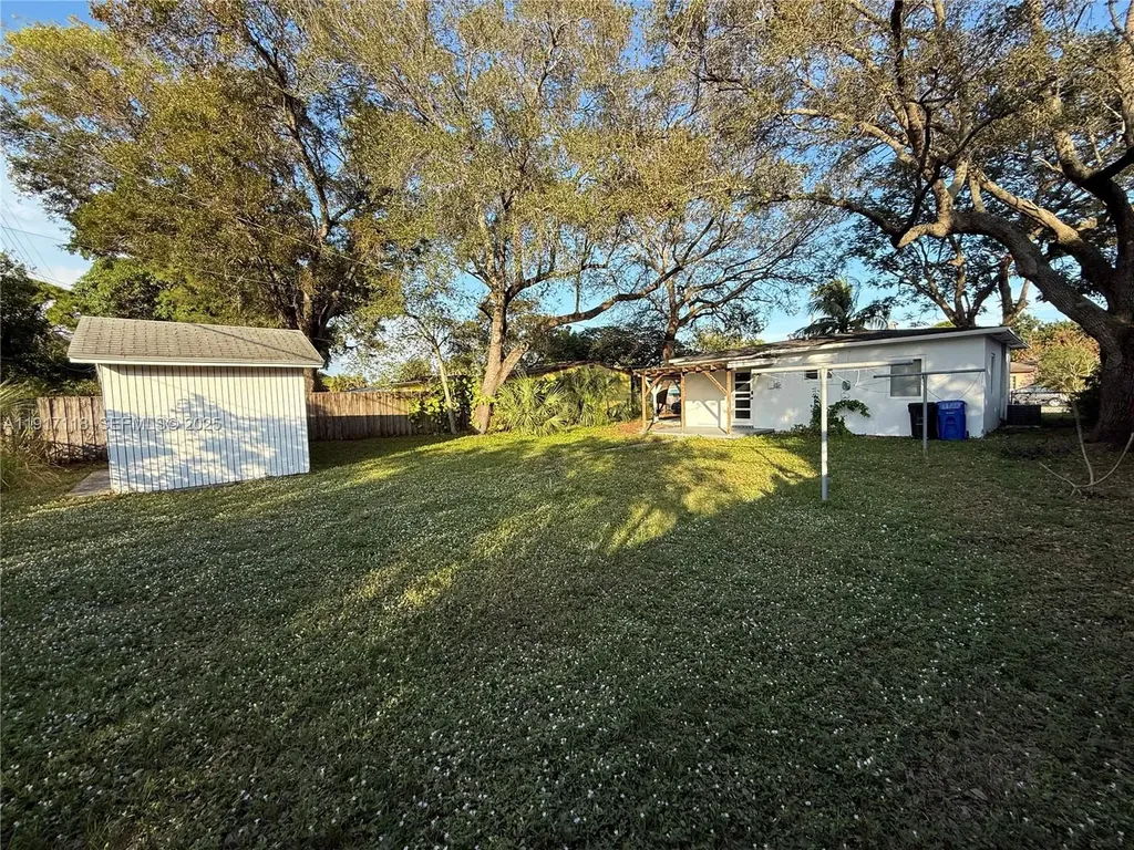 1357 SW 22nd Terrace Fort Lauderdale FL 33312