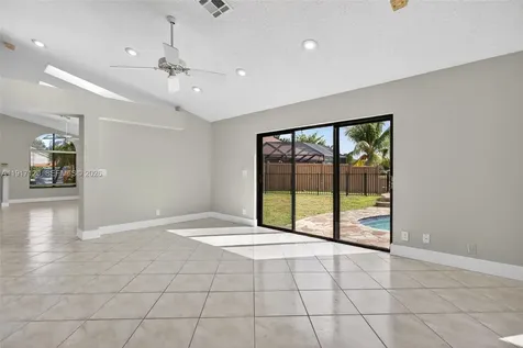 1875 NW 93rd Way Plantation FL 33322