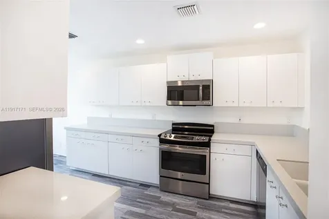 1998 NE 7th Street Deerfield Beach FL 33441