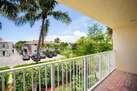 1998 NE 7th Street Deerfield Beach FL 33441