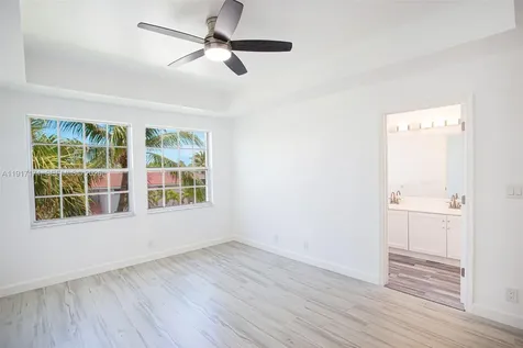 1998 NE 7th Street Deerfield Beach FL 33441