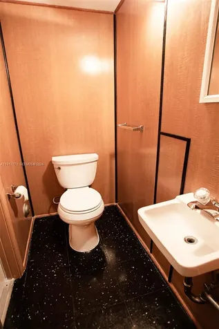 1998 NE 7th Street Deerfield Beach FL 33441