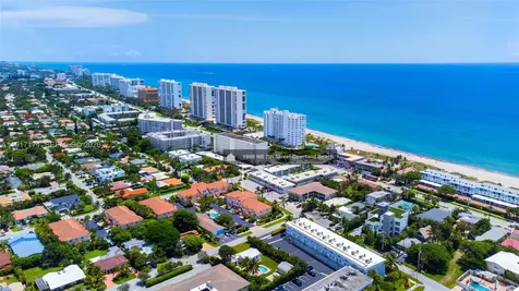 1998 NE 7th Street Deerfield Beach FL 33441