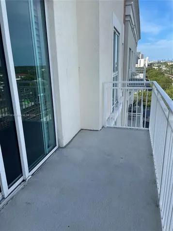 7280 SW 90th Street Miami FL 33156