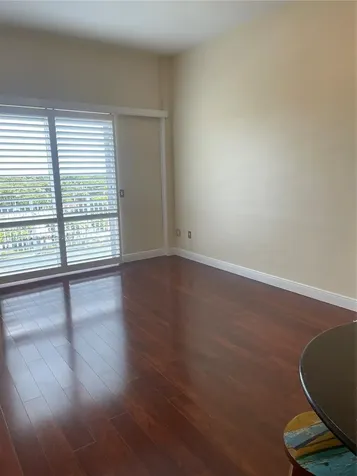 7280 SW 90th Street Miami FL 33156