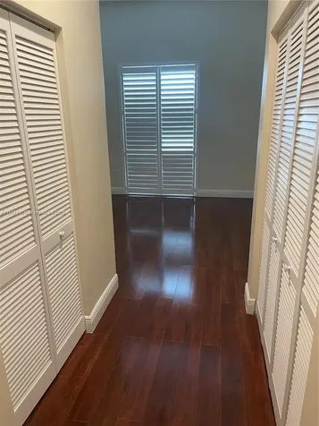 7280 SW 90th Street Miami FL 33156