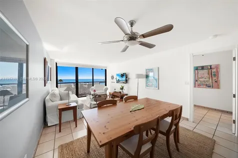 2555 Collins Avenue Miami Beach FL 33140