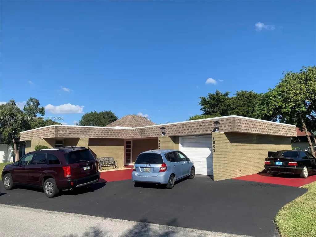 4802 Bayberry Lane Tamarac FL 33319