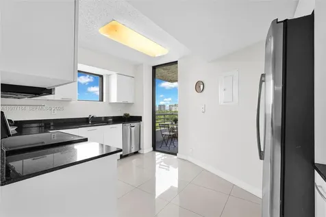 3300 NE 191st Street Aventura FL 33180