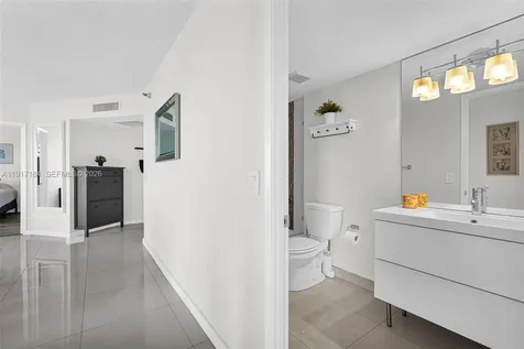 3300 NE 191st Street Aventura FL 33180