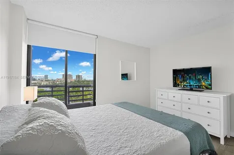 3300 NE 191st Street Aventura FL 33180