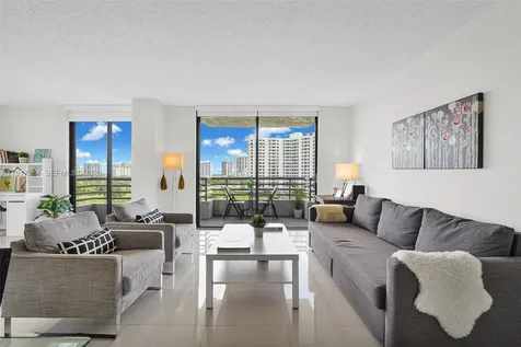 3300 NE 191st Street Aventura FL 33180