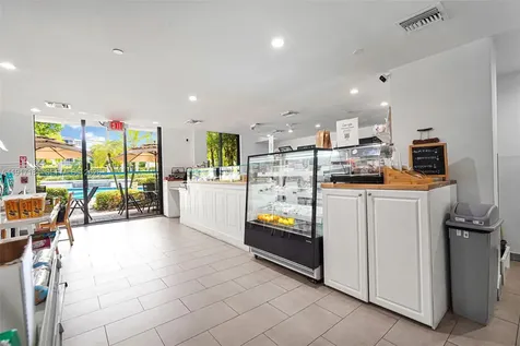 3300 NE 191st Street Aventura FL 33180
