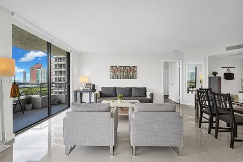 3300 NE 191st Street Aventura FL 33180