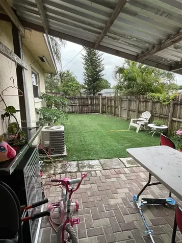 2200 SW 42nd Avenue Fort Lauderdale FL 33317