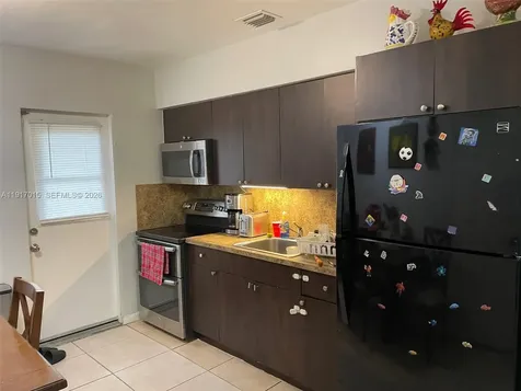 2200 SW 42nd Avenue Fort Lauderdale FL 33317