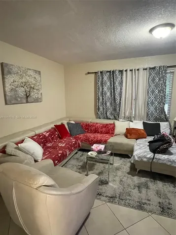2200 SW 42nd Avenue Fort Lauderdale FL 33317