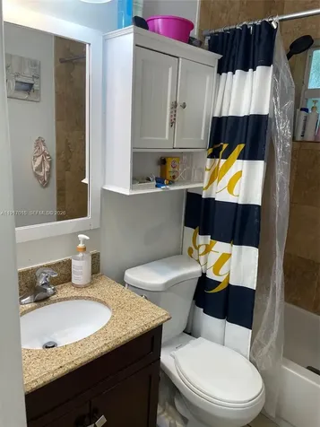2200 SW 42nd Avenue Fort Lauderdale FL 33317